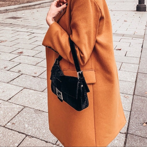 🖤Fendi baguette bag 🖤 - Picture 10 of 11